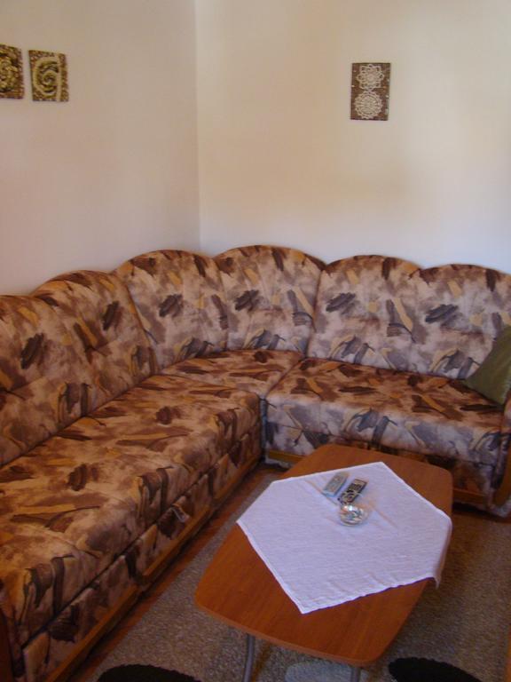 Apartment Ticic Povljana Kültér fotó