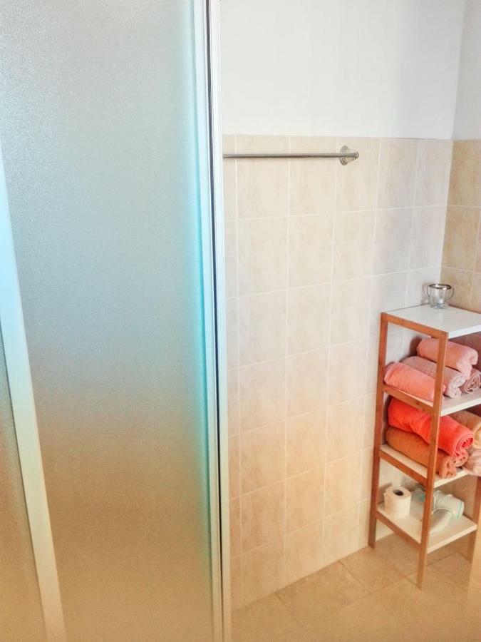 Apartment Ticic Povljana Kültér fotó