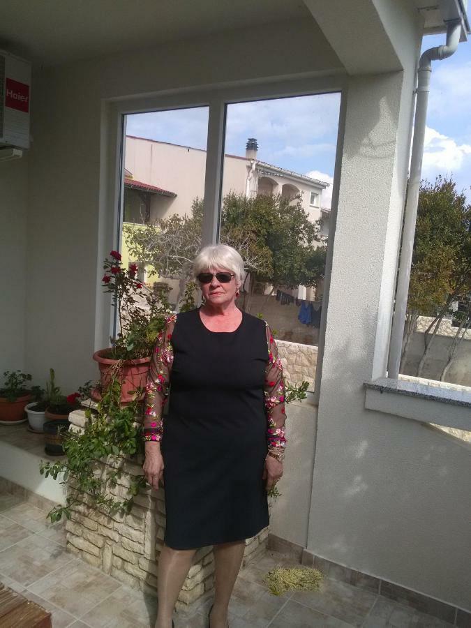 Apartment Ticic Povljana Kültér fotó